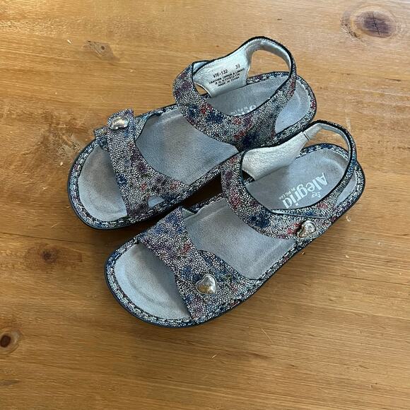 Alegria VIE-132 Women’s Leather Sandals Size 39 9 Floral Metallic Floral Cottage - Picture 2 of 7